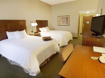 Hampton 3* Sidney
