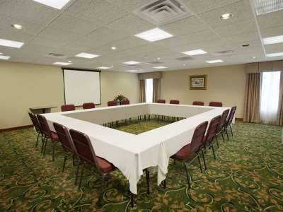 Hampton Hotel 3*